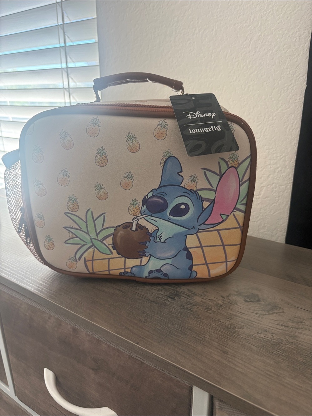 Stitch Coconut Loungefly Lunch Bag